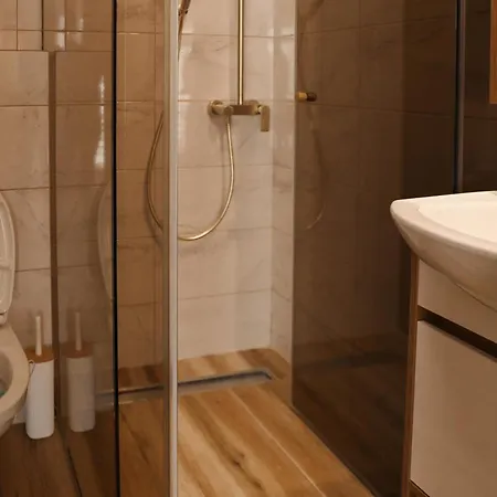 Lägenhet Golden View