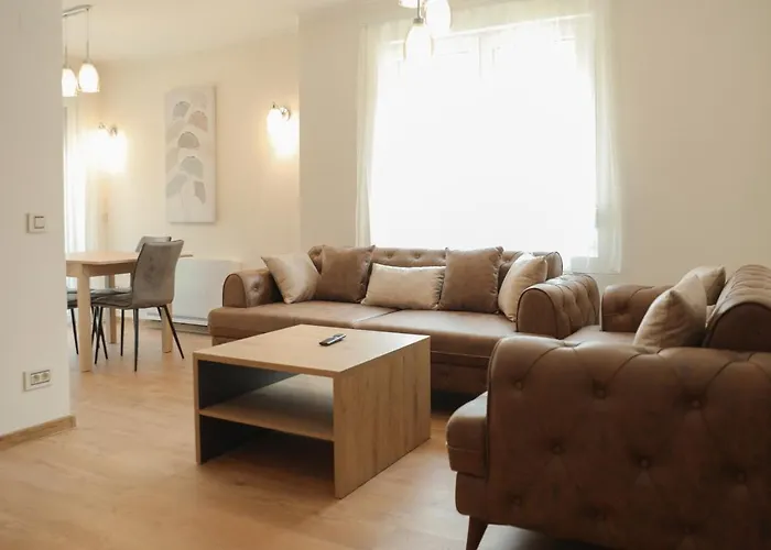 Golden View アパート *