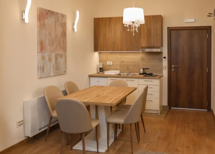 Golden View * ソコバニャ