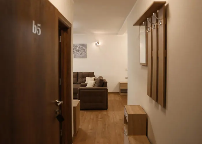 アパート Golden View *