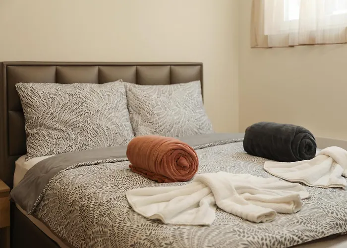 Golden View アパート *