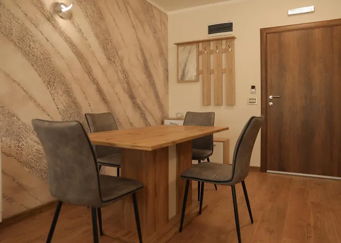 Golden View アパート ソコバニャ